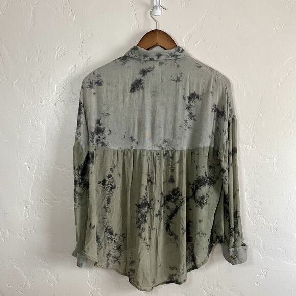 Free People Size XS Blouse - Green Cloud Wash Tie Dye Oversized Festival Trendy - Picture 9 of 12